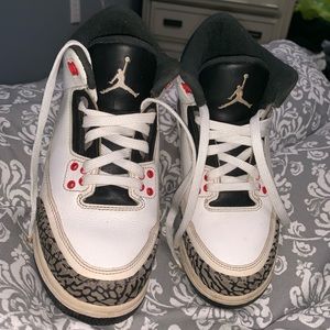 Air Jordan’s 3 “red fire”